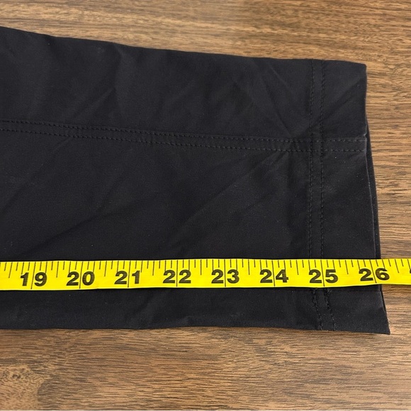 💕NWT Kirkland treval Pants 4 - Picture 10 of 11